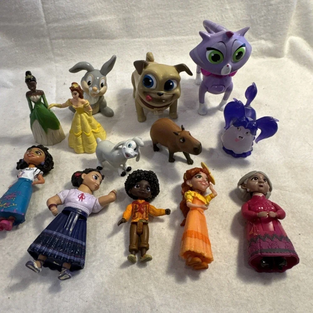 Disney Lot 13 Plastic‎ Figures Cake Toppers Princess Encanto Puppy Dog Pals Pets
